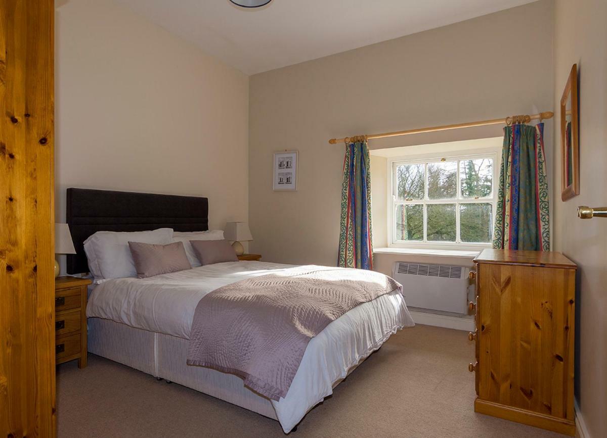 Townley Hall Apartments Slane Eksteriør bilde